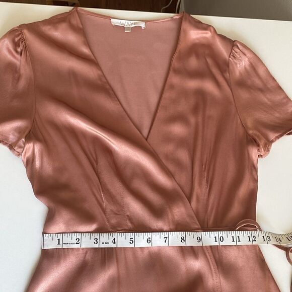 WAYF Rose Gold Gwyneth Wrap Satin Midi Dress Size Small - Picture 11 of 16